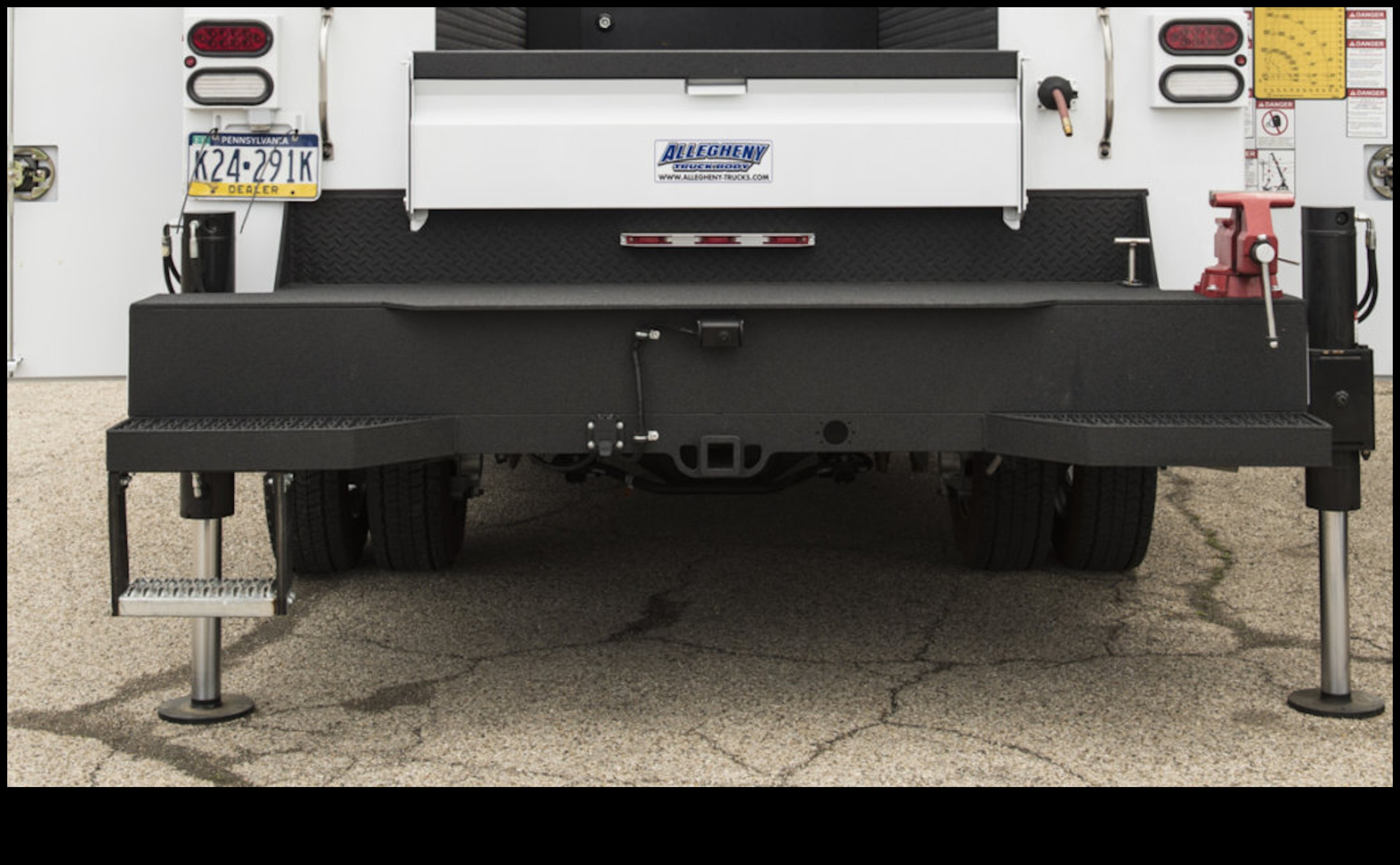 البضائع المخصصة: إضفاء الطابع الشخصي على الشاحنات من حيث الأسلوب والأداء