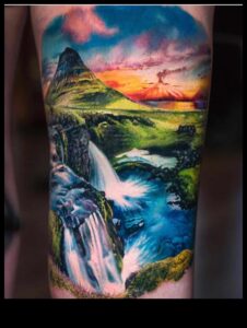 لوحة الطبيعة: أفكار الوشم العضوية والترابية