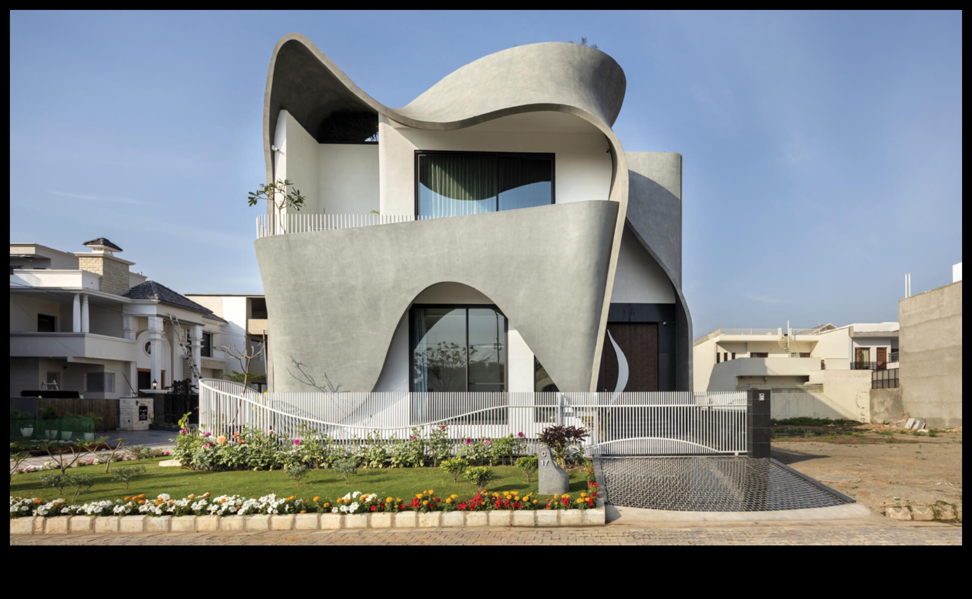 السيمفونية الهيكلية: صياغة تجارب معمارية مقنعة