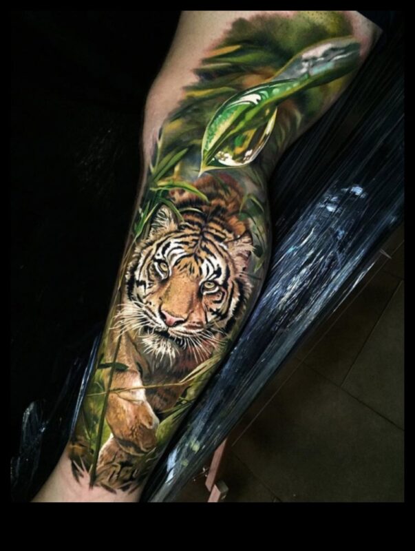 الحبر البري: استكشف غابة الوشم الحيواني