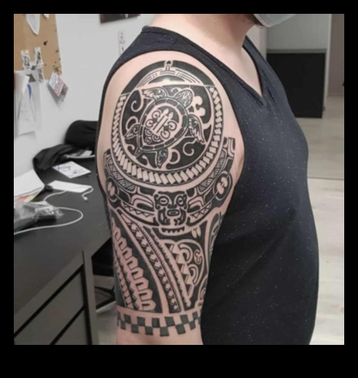 الحبر الأيقوني: روايات رمزية في التركيز