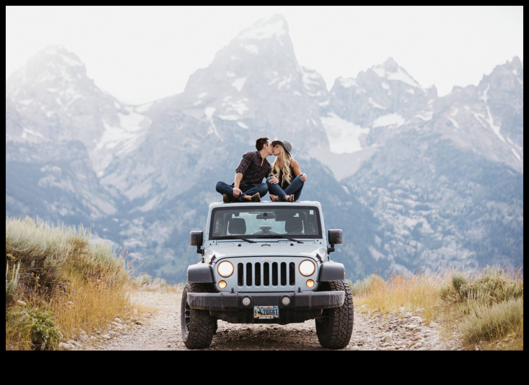 عجائب التجوال: هدايا السفر لعيد الحب المغامر